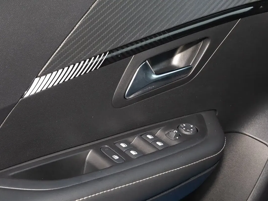 Peugeot 208 100 Allure - Thumbnail 6