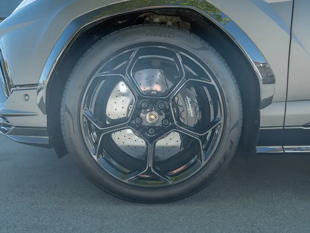 Lamborghini Urus Performante - Thumbnail 8