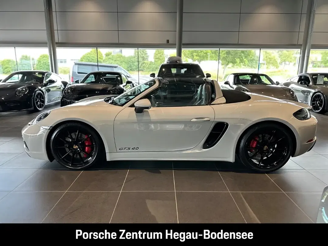 Porsche Boxster GTS - Thumbnail 3