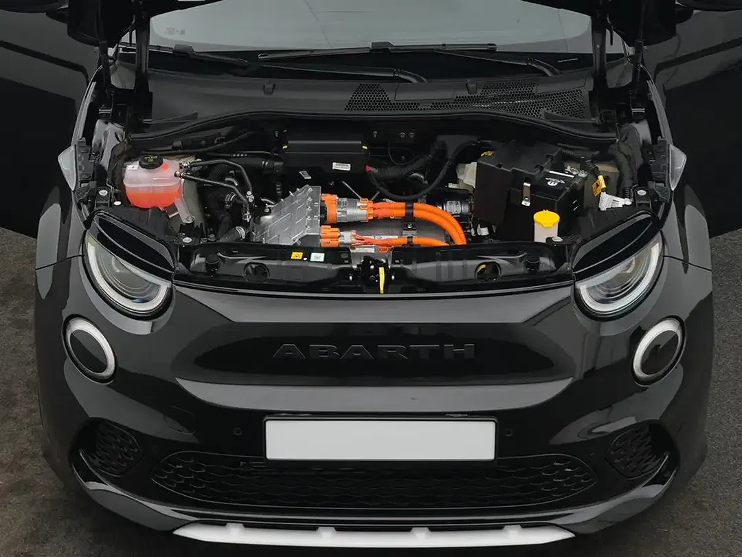 Abarth 500e Turismo - Thumbnail 5
