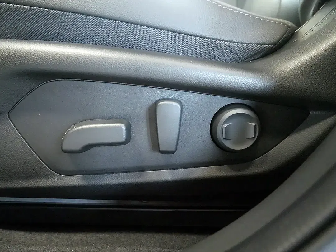Subaru Impreza 2.0 e-Boxer Platinum - foto 15