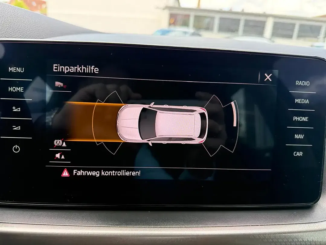 Skoda Kamiq Style - Thumbnail 15