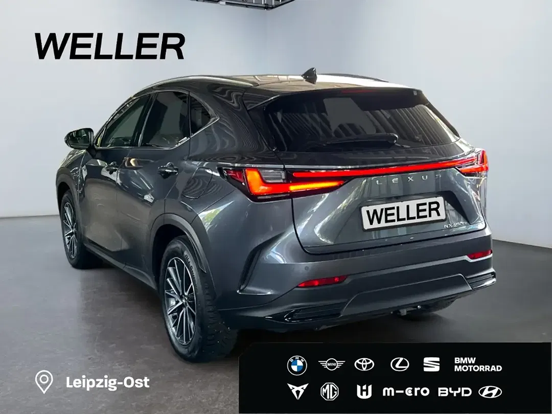 Lexus NX 450h+ E-FOUR Business - Thumbnail 6