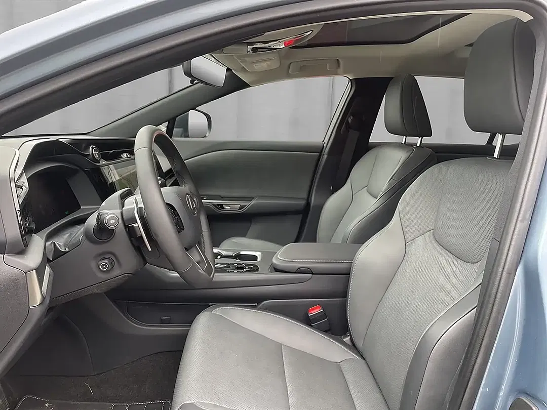 Lexus RZ 300e Executive - Thumbnail 7