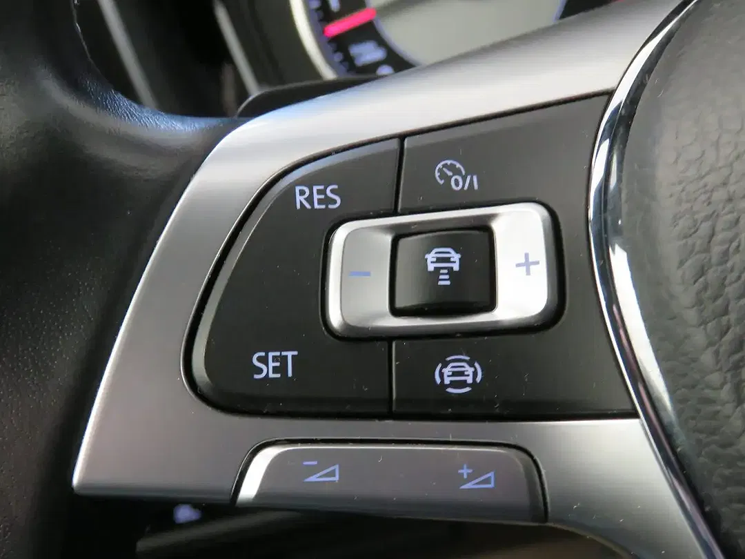 Volkswagen Touareg TDI 4Motion Elegance - Thumbnail 12