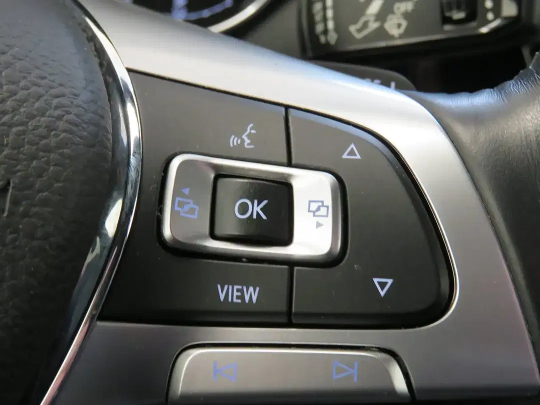 Volkswagen Touareg TDI 4Motion Elegance - Thumbnail 13