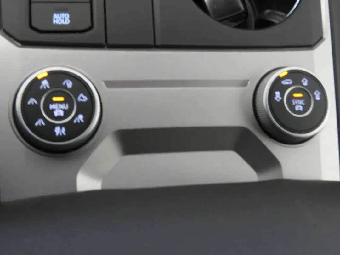 Volkswagen Touareg TDI 4Motion Elegance - Thumbnail 14