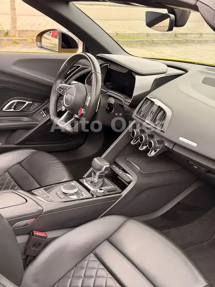 Audi R8 5.2 FSI quattro performance - foto 15