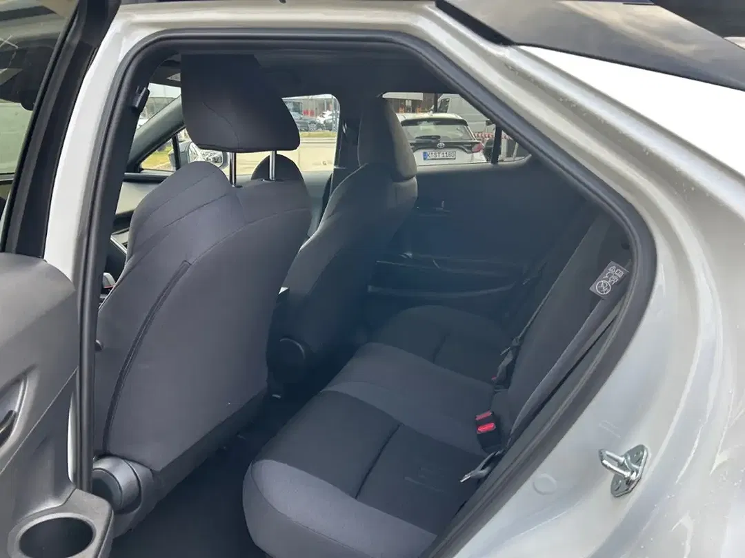 Toyota C-HR PHEV Teamplayer - Thumbnail 12