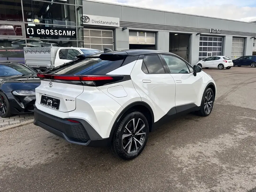 Toyota C-HR PHEV Teamplayer - Thumbnail 4