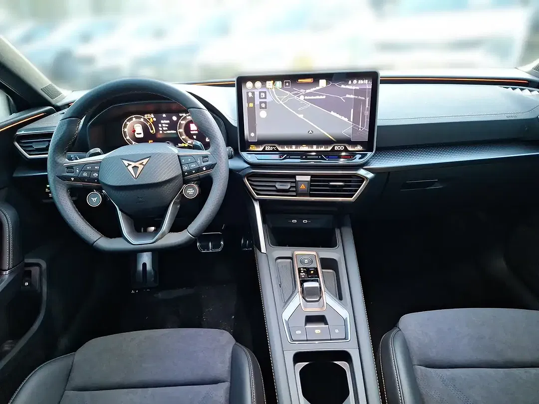 CUPRA Leon PHEV DSG VZ1 - Thumbnail 8