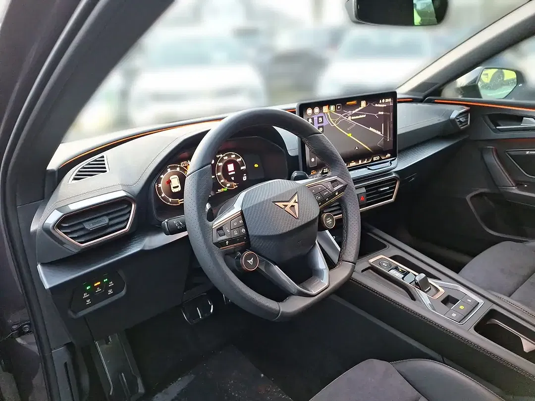 CUPRA Leon PHEV DSG VZ1 - Thumbnail 7