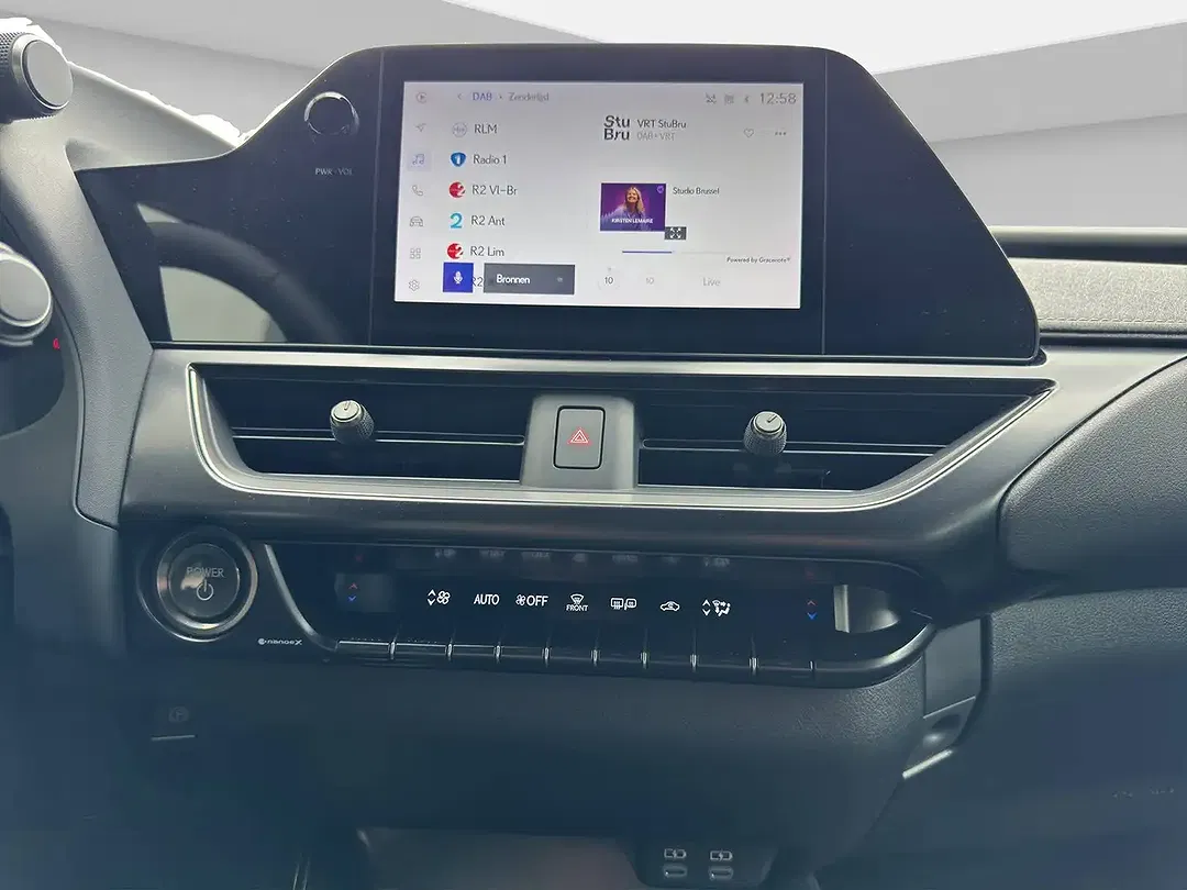 Lexus UX 300e - Thumbnail 19