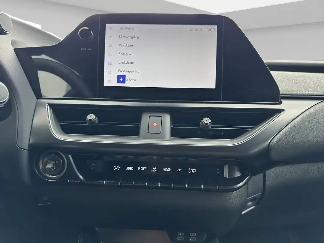 Lexus UX 300e - Thumbnail 21
