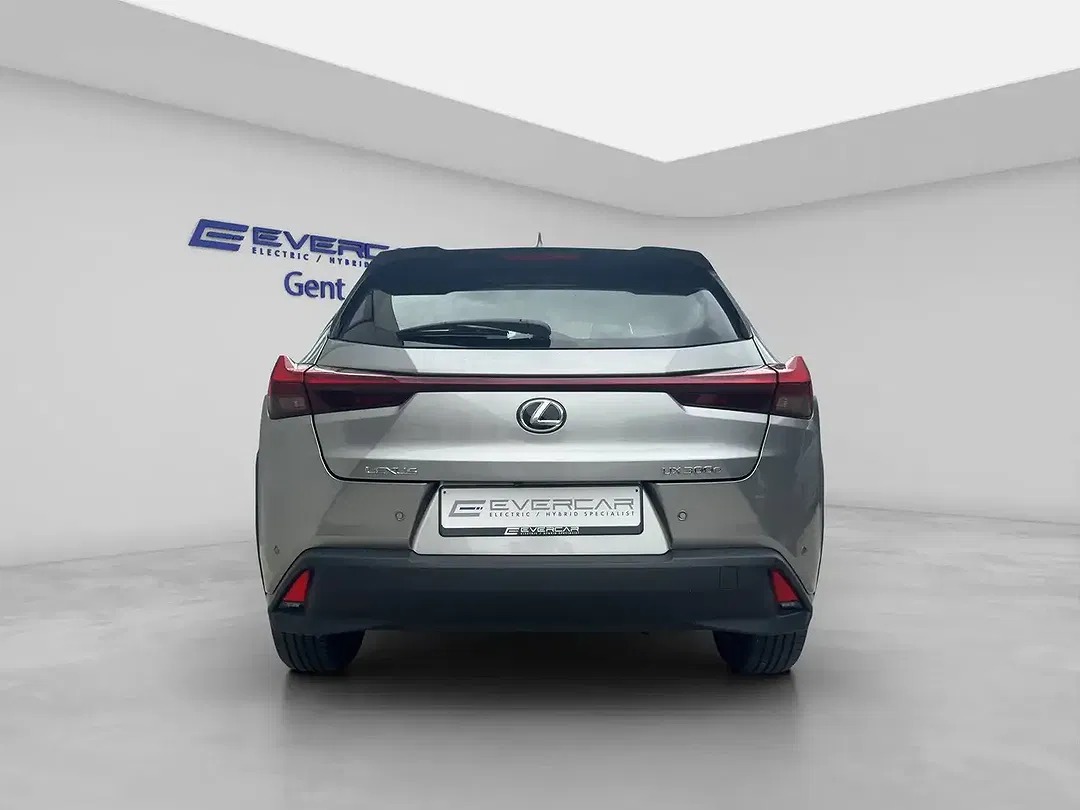Lexus UX 300e - Thumbnail 5