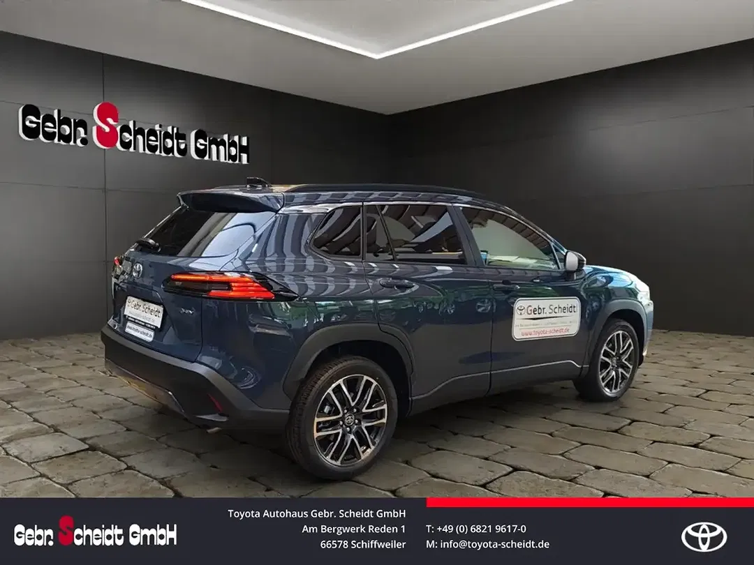 Toyota Corolla Cross Hybrid Teamplayer - Thumbnail 4