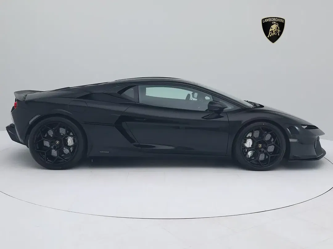 Lamborghini Temerario - foto 2