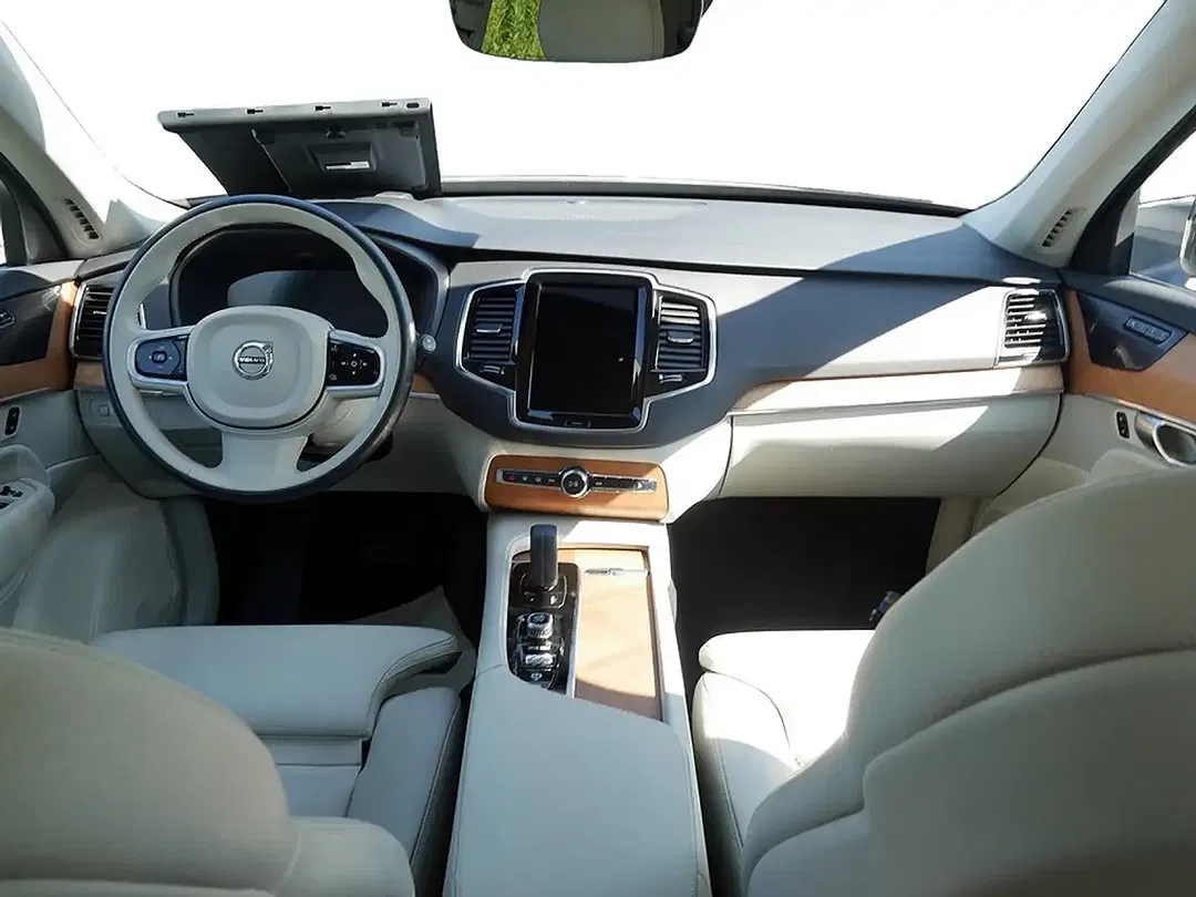 Volvo XC90 T8 AWD Recharge Inscription Expression - Thumbnail 8