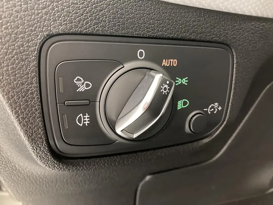 Audi Q2 design - Thumbnail 29