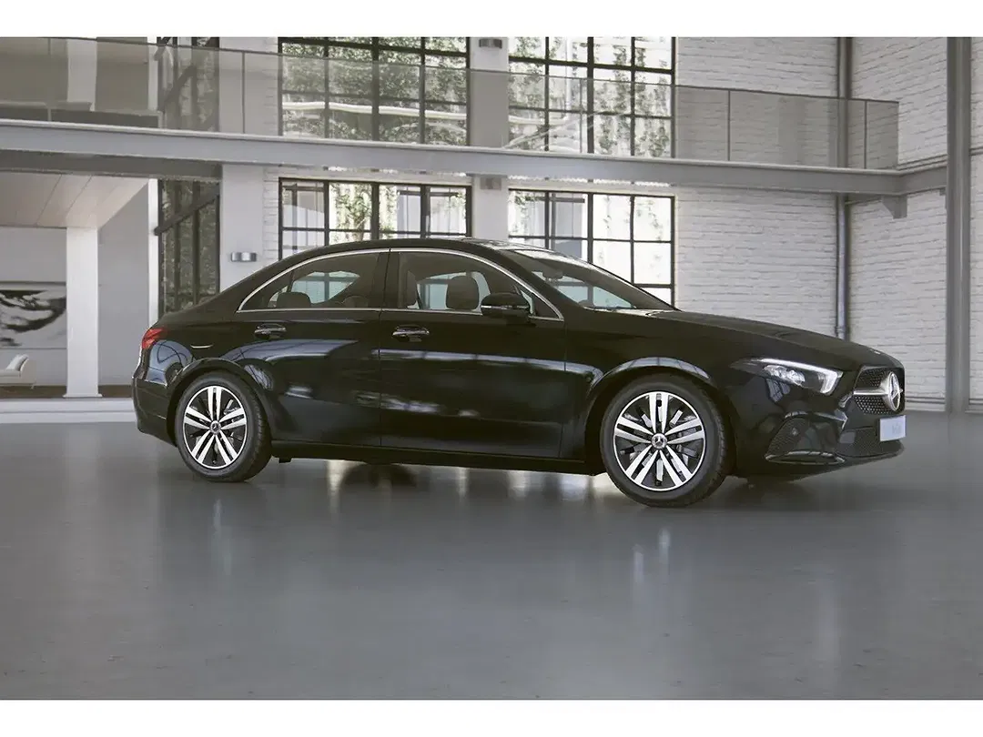 Mercedes-Benz A 250 Burmester - Thumbnail 4