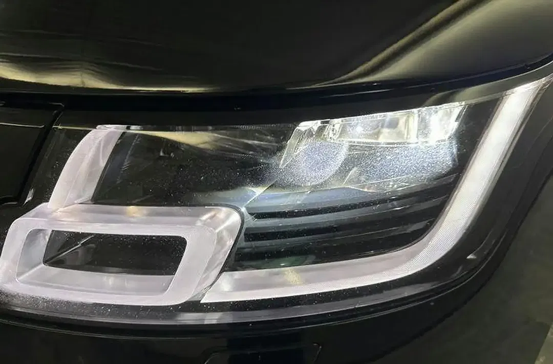 Land Rover Range Rover SDV8 Vogue LWB - Thumbnail 7