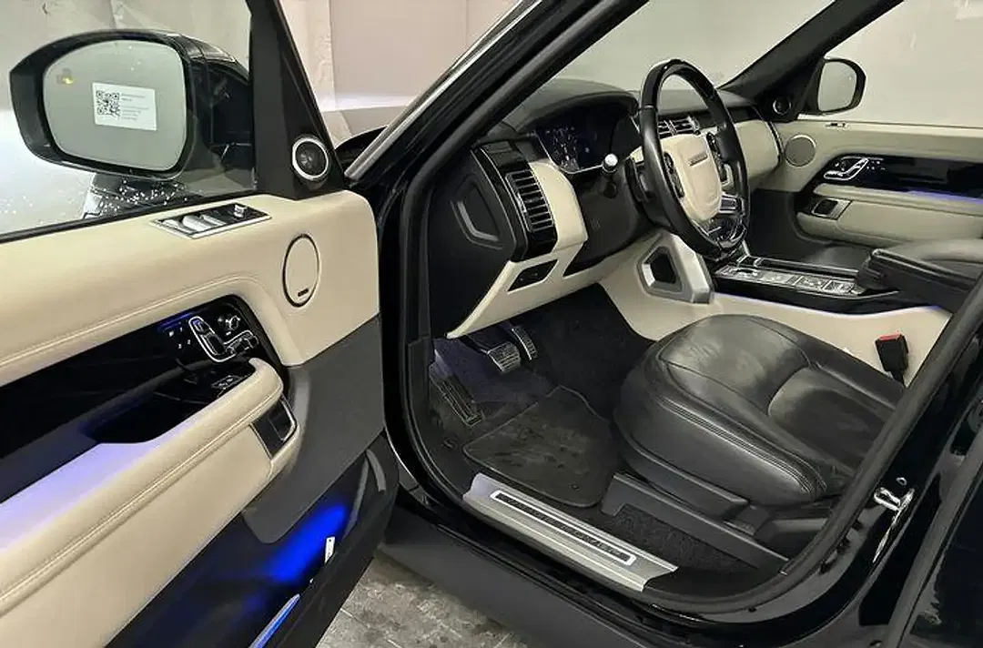Land Rover Range Rover SDV8 Vogue LWB - Thumbnail 9