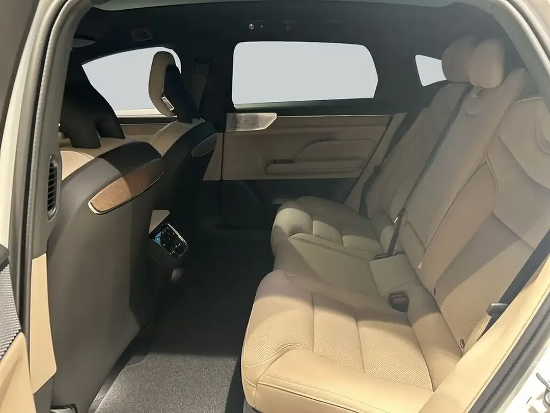 Volvo ES90 Single Motor Ultra - Thumbnail 10