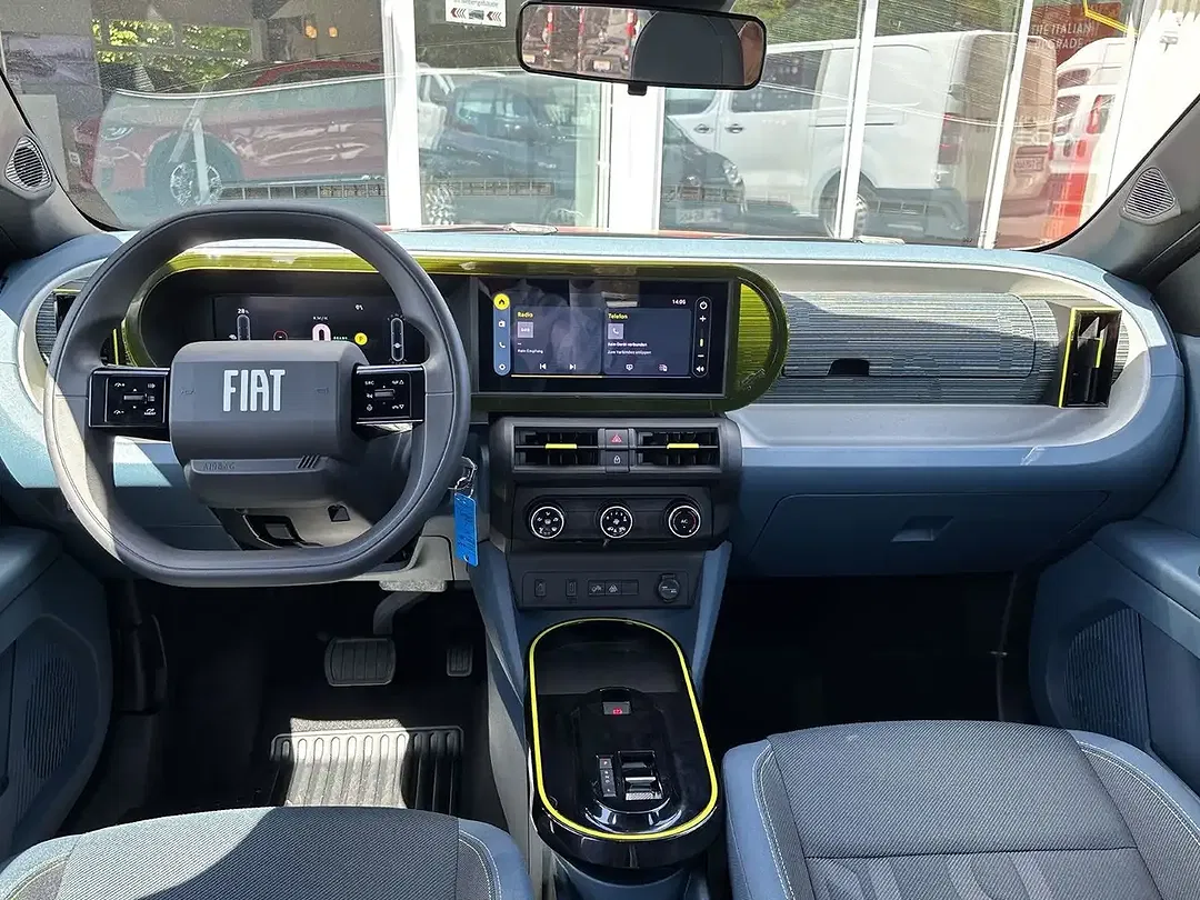 Fiat Grande Panda RED - Thumbnail 10