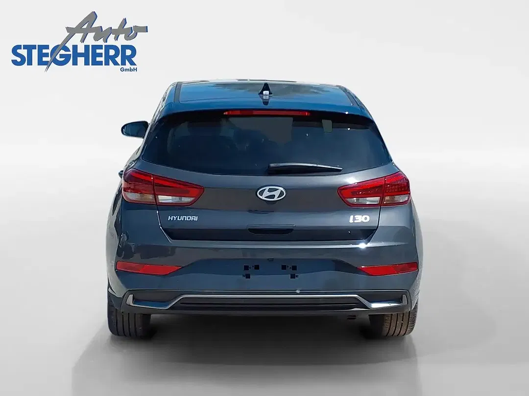 Hyundai i30 Trend - Thumbnail 4