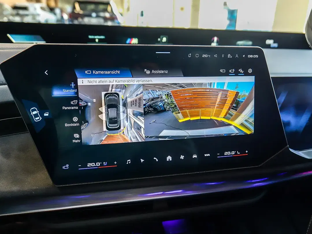 BMW i7 xDrive M Sport - Thumbnail 13