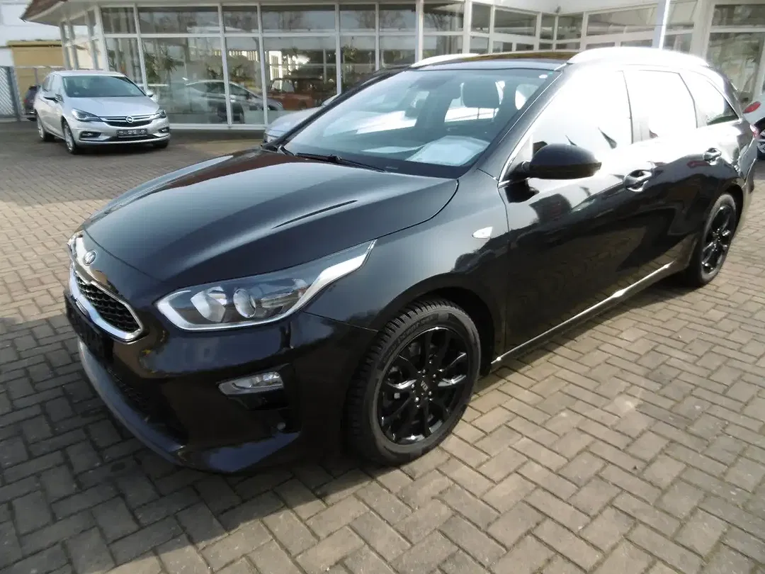 Kia Ceed SW / cee'd SW 1.4 T-GDI Vision - foto 1