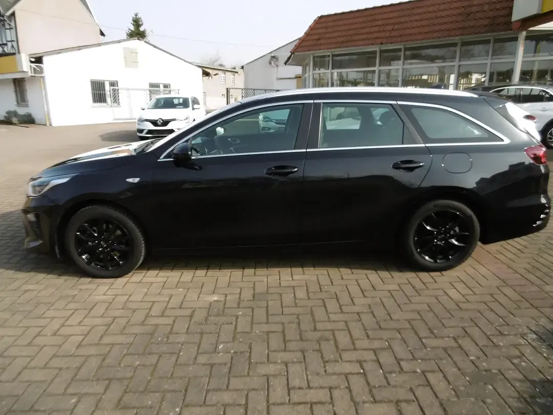 Kia Ceed SW / cee'd SW 1.4 T-GDI Vision - Thumbnail 3