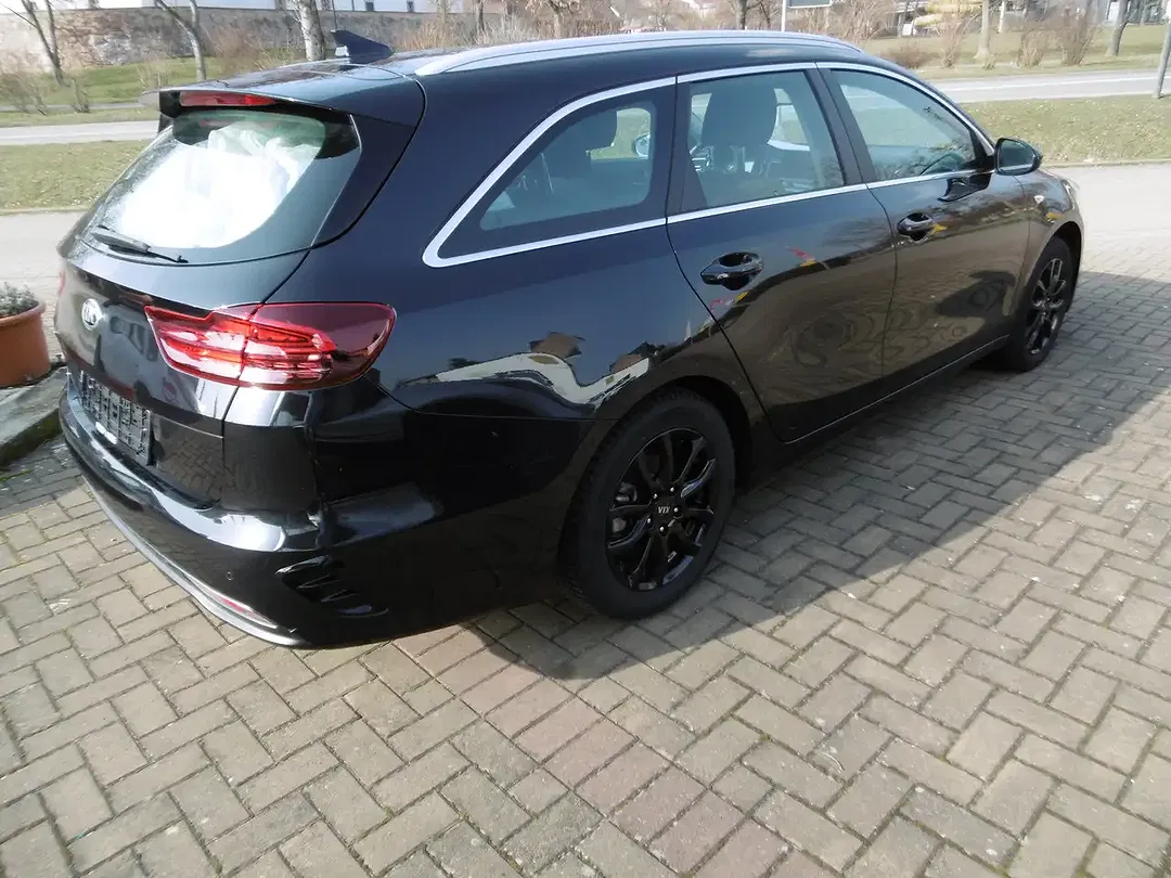 Kia Ceed SW / cee'd SW 1.4 T-GDI Vision - Thumbnail 4