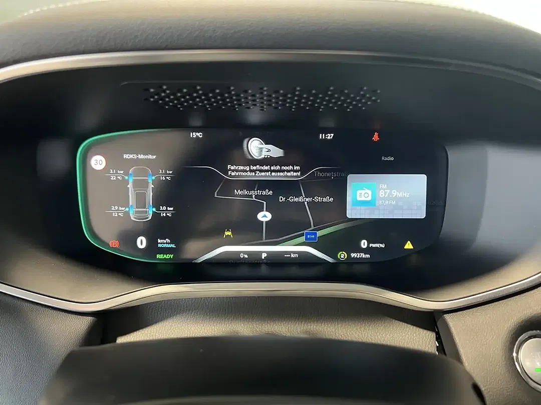 MG MG5 EV Performance - Thumbnail 11
