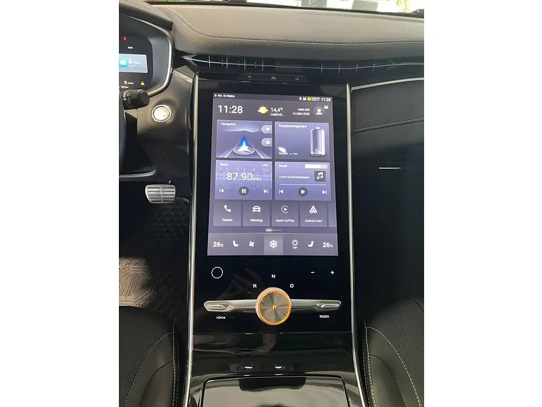 MG MG5 EV Performance - Thumbnail 12