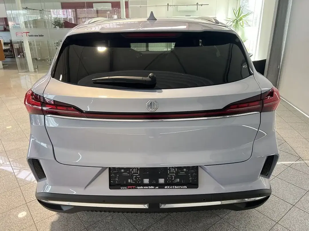 MG MG5 EV Performance - Thumbnail 4