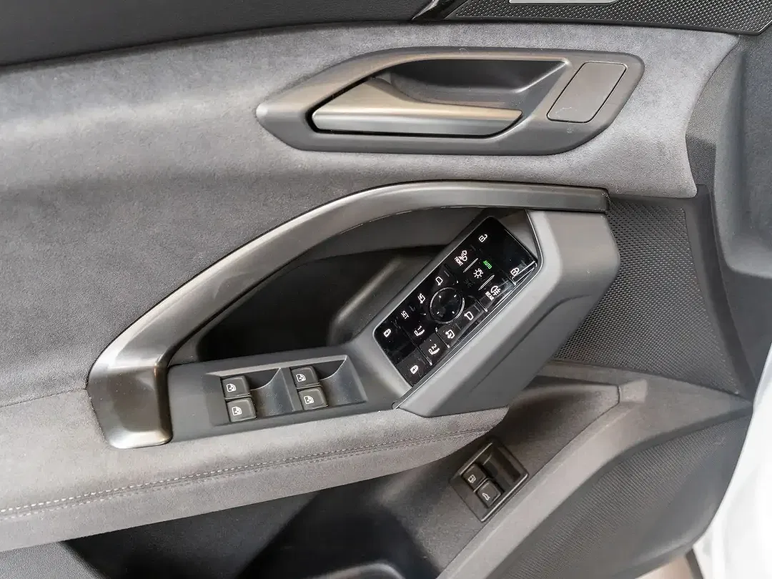 Audi Q5 S tronic quattro - Thumbnail 9