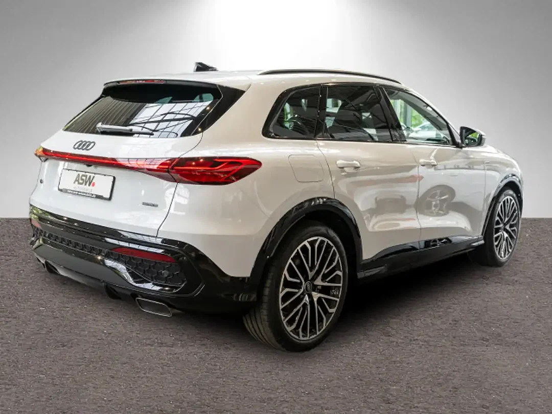 Audi Q5 S tronic quattro - Afbeelding 1