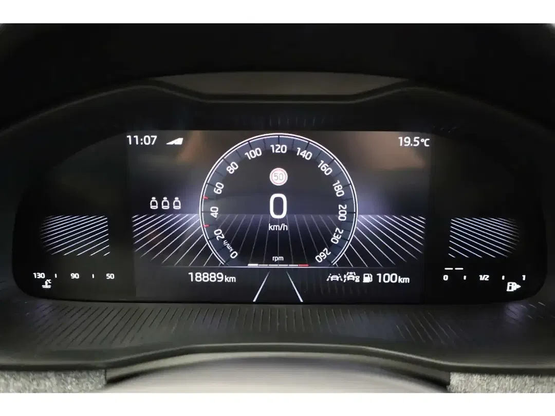 Skoda Kamiq 1.0 TSI - Thumbnail 8