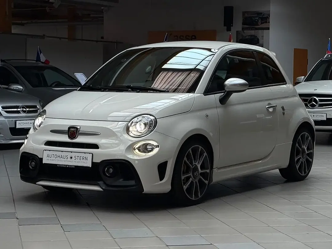 Abarth 595 Turismo - Afbeelding 1