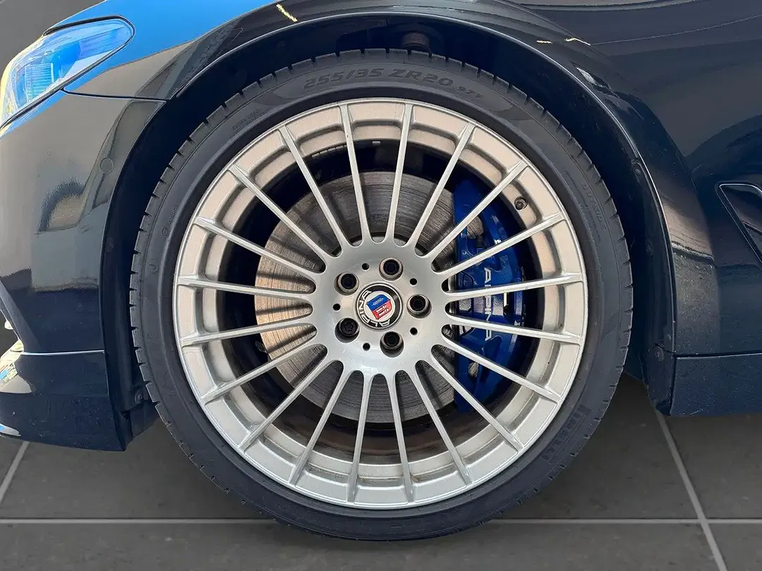 Alpina D5 S Touring - Thumbnail 9