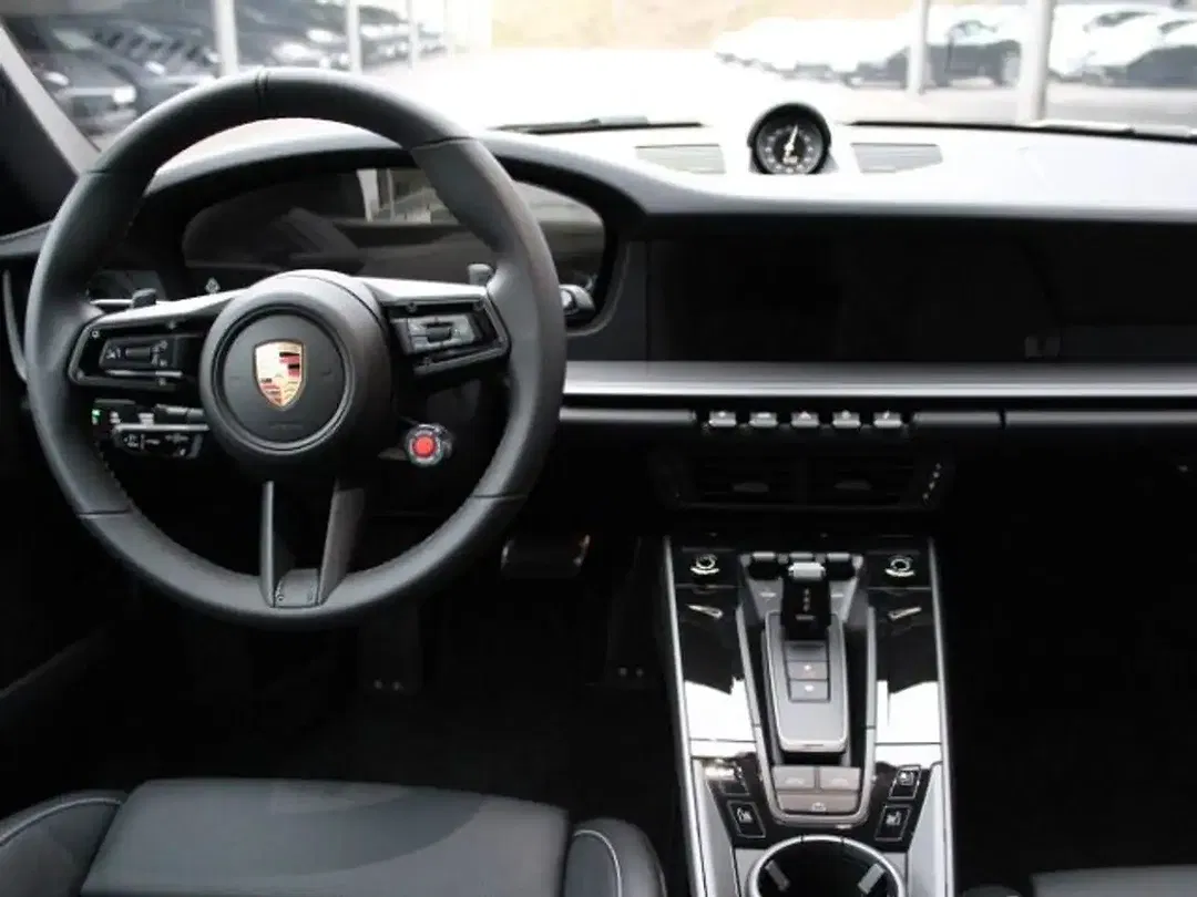 Porsche 992 Carrera S Cabriolet - Thumbnail 4