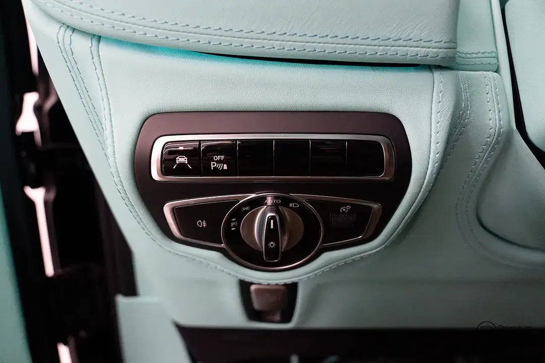 Mercedes-Benz G 63 AMG Burmester - Thumbnail 42