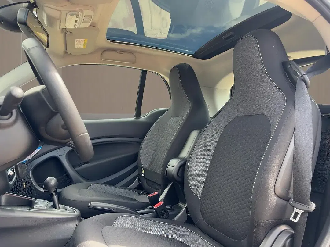 smart forTwo - Thumbnail 8