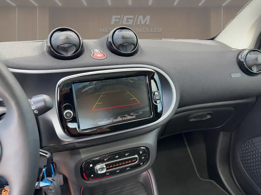 smart forTwo - Thumbnail 9