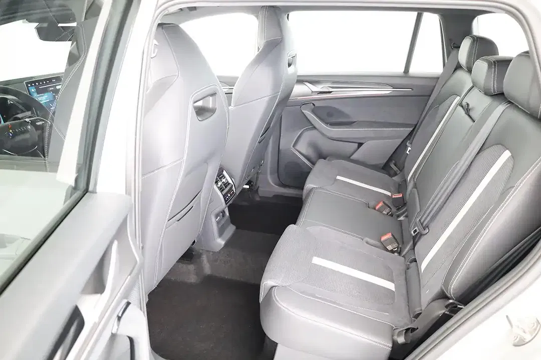 Skoda Kodiaq 1.5 TSI DSG Sportline - Thumbnail 12