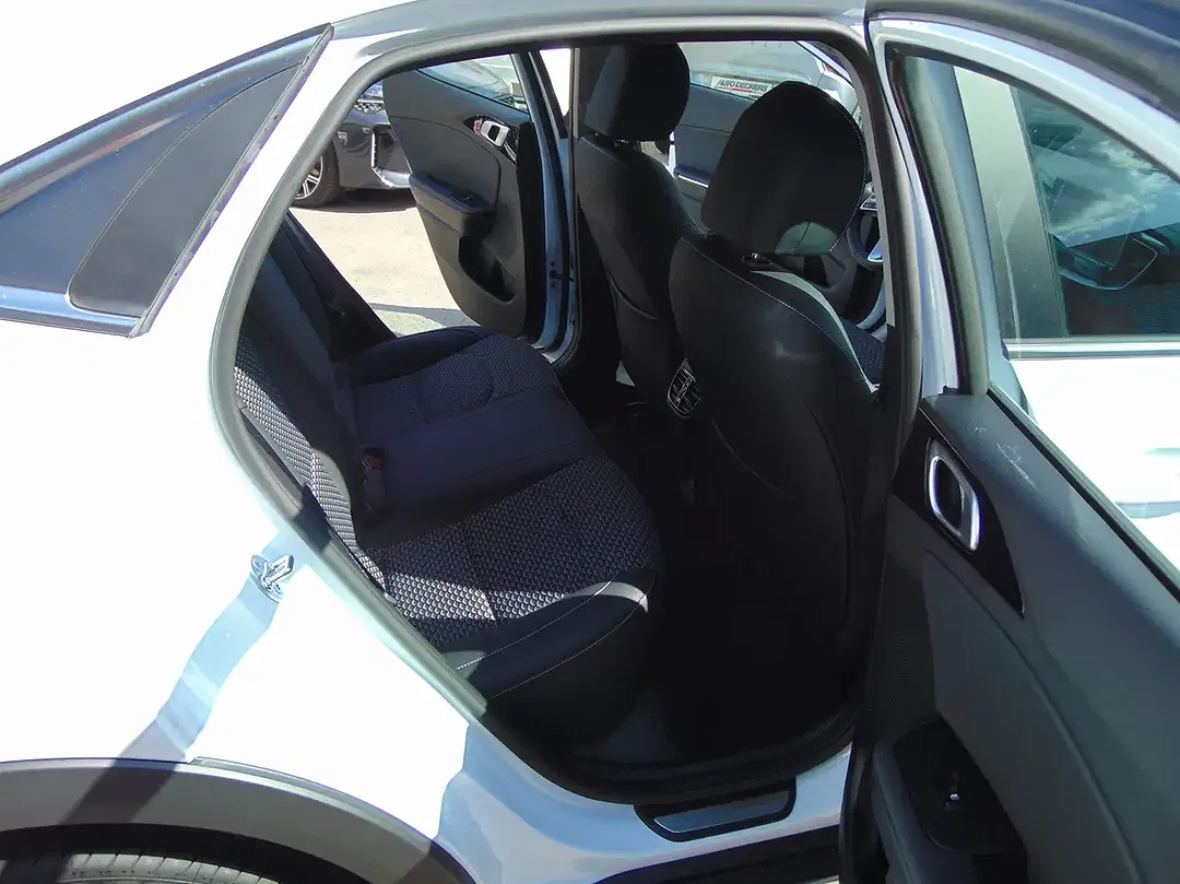 Kia XCeed Vision - Thumbnail 10