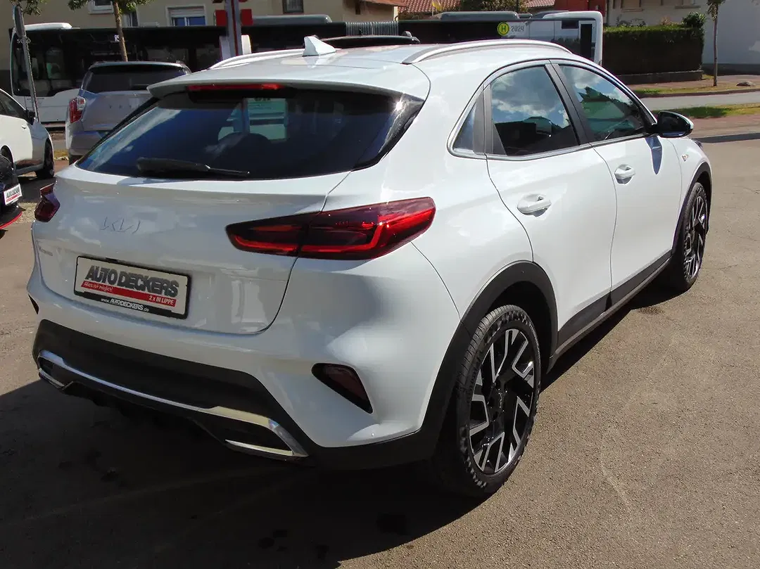 Kia XCeed Vision - Thumbnail 4