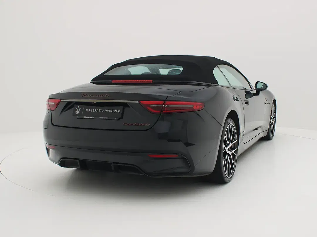 Maserati GranCabrio 4x4 Folgore - Thumbnail 11