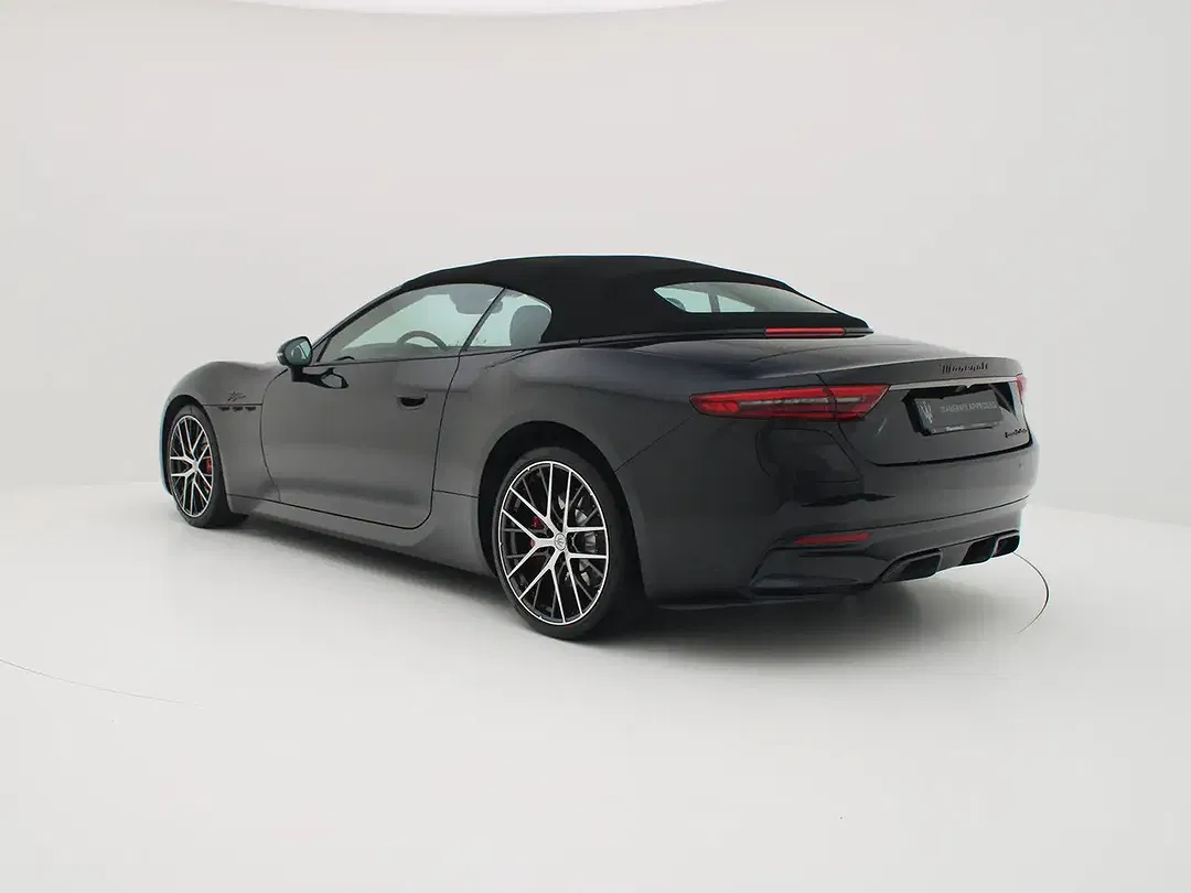 Maserati GranCabrio 4x4 Folgore - foto 2